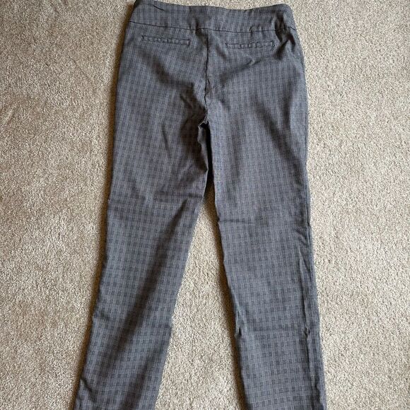 Hilary Radley women’s black and white plaid stretchy pants - Picture 2 of 3